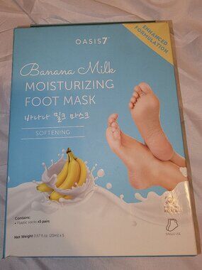 New Oasis7 Banana Milk Moisturizing Foot Mask Softening Plastic Socks 5 Pairs